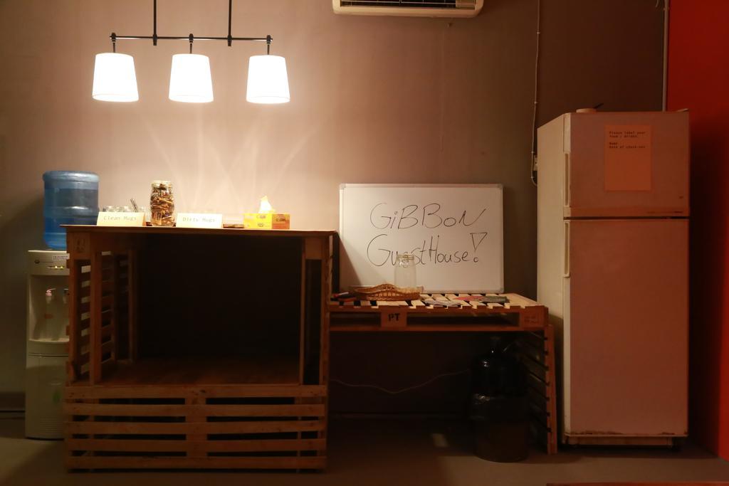 Gibbon Guesthouse Kuching Dış mekan fotoğraf