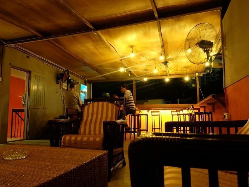 Gibbon Guesthouse Kuching Dış mekan fotoğraf